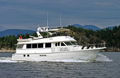 74' Hatteras 1996 Yacht For Sale